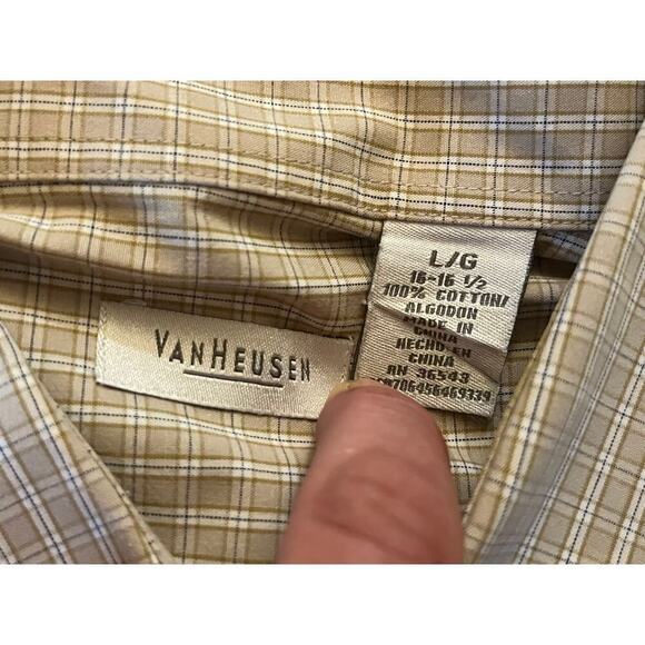 Vintage Van Heusen Men's Plaid Shirt - Brown/Tan - Size Large - Picture 3 of 6